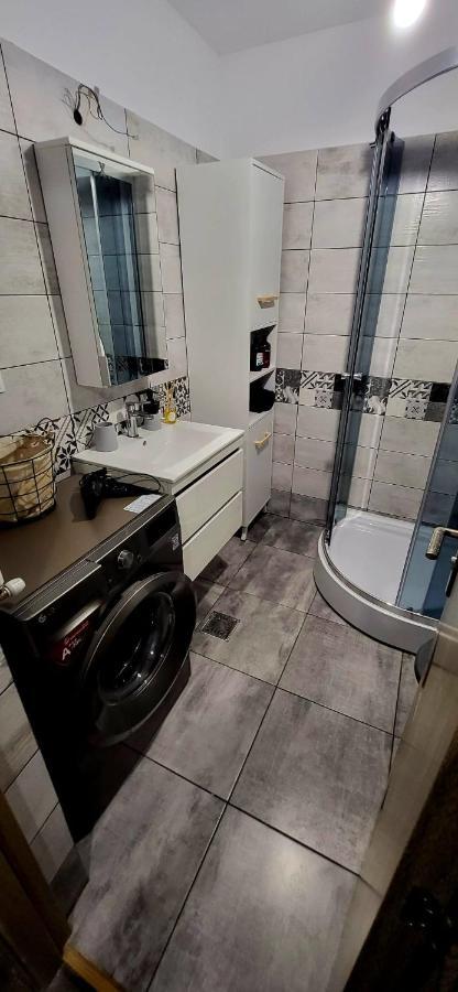 Irooms Iasi - 10 Min De Centrul Orasului, Parcare Privata Luaran gambar